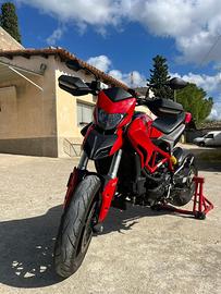 Hypermotard 939