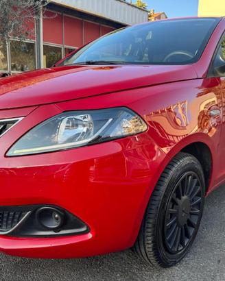 LANCIA Ypsilon 1.0 FireFly 5 porte S&S Hybrid Ec