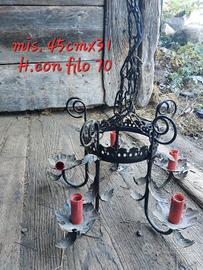 Lampadario in ferro battuto