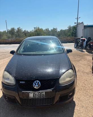 RICAMBI VOLKSWAGEN GOLF 5 2.0 DIESEL ANNO:2005