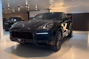 PORSCHE CAYENNE 3.0 BENZINA 340CV - 2021