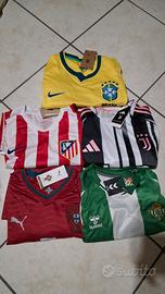 T shirts football