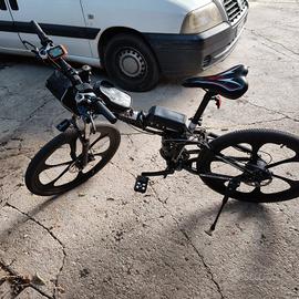 e-bike più bici da corsa 