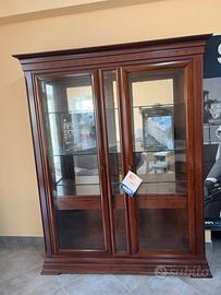 Vetrina in legno by Stilema