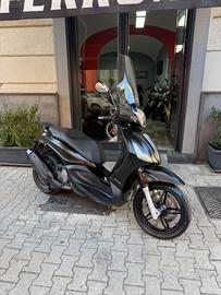 Piaggio Beverly 350 Police
