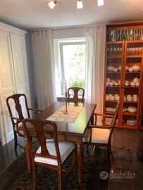 Tavolo e sedie in noce VILLEROY & BOCH