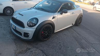 MINI John Cooper Works_ R58 1.6 turbo_211cv