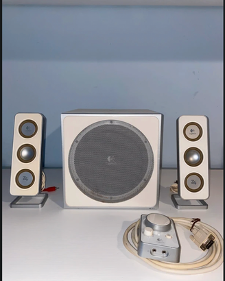 Stereo Logitech Bianco