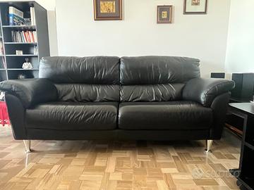 COPPIA DI DIVANI in vera pelle