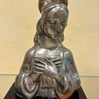 Statua del busto della Madonna argentato