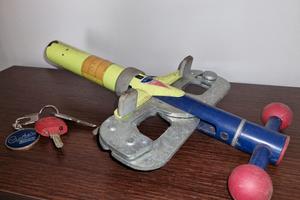 ANTIFURTO MECCANICO BULLOCK PER AUTO 