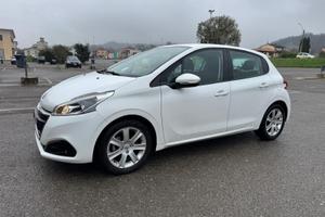 PEUGEOT 208 1.2 GPL 2017 113.000 KM NEOPATENTATI