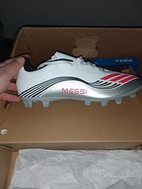 Stock scarpe calcio