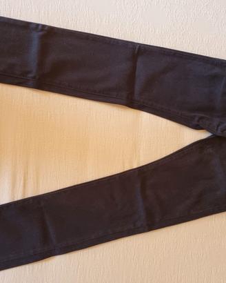Pantaloni neri marca Miss Adsl