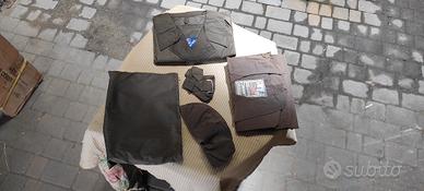 impermeabili militari in custodia 