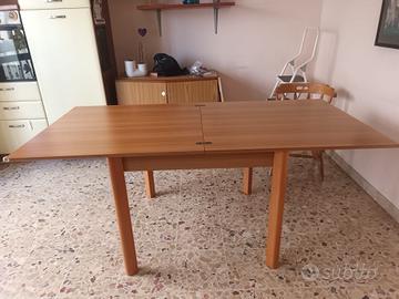 tavolo a libro in legno