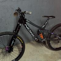 Bici da downhill