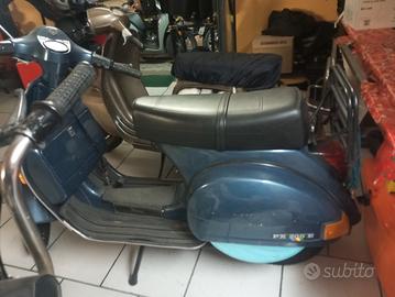 Vespa px200e