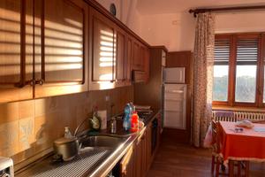 Casa su piazza Ceresole Alba (cn)