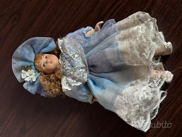 Bambola in porcellana