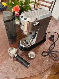 Macchina da caffè De’Longhi Dedica EC685