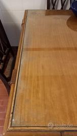 Tavolo quadrato con ripiano in vetro