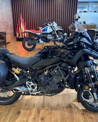 YAMAHA Niken 890 GT