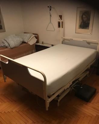 Letto sanitario motorizzato