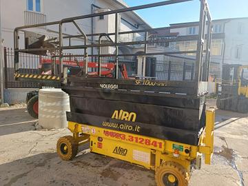 Piattaforma aerea Verticale elettrica 12 metri