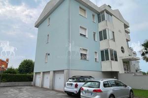 Appartamento di 103 m² con 5 locali e box auto dop