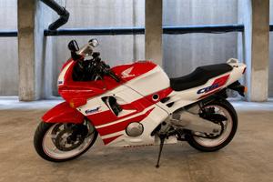 Moto Honda CBR 600 F1 iscritta Asi