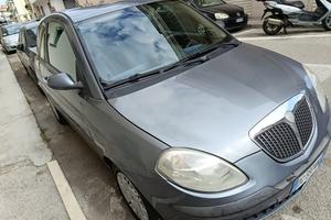 Lancia y 1200 gpl anno 2006
