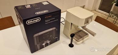 DeLonghi Stilosa Macchina caffè e cappuccino