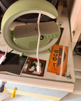 Caricatore per ihphone piu con la musica e luce