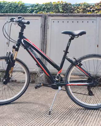 Bicicletta TVS trekking/city in alluminio 26