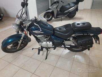 Suzuki Marauder 125