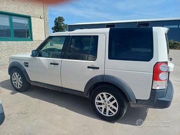 Land Rover Discovery 4 S 2.7