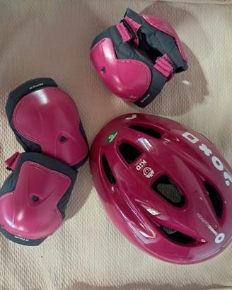 Kit di protezione (casco, paragomiti e ginocchia)