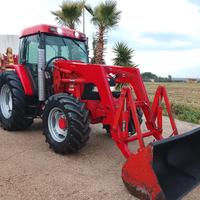 TRATTORE MC CORMICK 105 CX 40 KM/H CON PALA