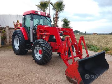 TRATTORE MC CORMICK 105 CX 40 KM/H CON PALA