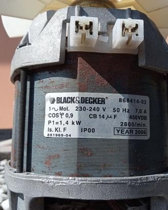 Motori elettrici Black&Decker 1400 W per tosaerba