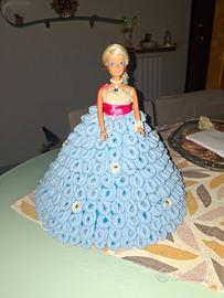 Bambola creativa fatta a mano