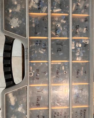 Cassettiera raccordi pneumatici Festo – Nuovi, ass