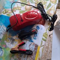 caricatore  batteria  moto e scooter 