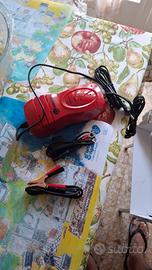 caricatore  batteria  moto e scooter 