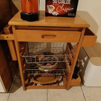 Carrellino da cucina in legno