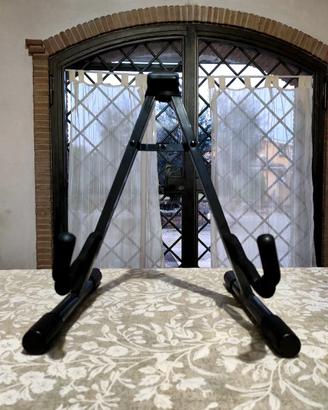Cavalletto per chitarra