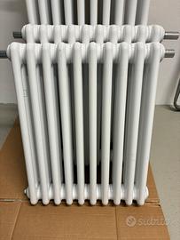 3 Termosifoni praticamente nuovi