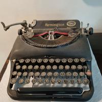 Macchina da scrivere Remington