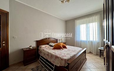 APPARTAMENTO CON 3 CAMERE DA LETTO LIBERO SUBITO
